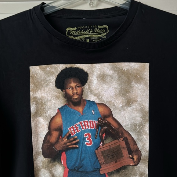 Ben Wallace Mitchell & Ness Pistons Sz M - Picture 3 of 3